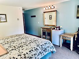 Three Valley Lake Chateau