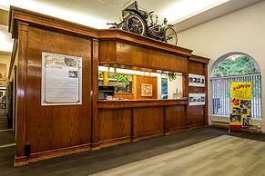 Three Valley Lake Chateau