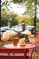 The Red Lion Inn