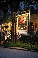 The Red Lion Inn