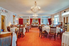 The Red Lion Inn