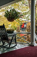 The Red Lion Inn