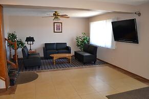 Sky Lodge Inn & Suites