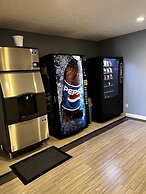 Sky Lodge Inn & Suites