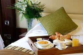 Treacy's Hotel