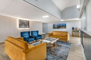 Comfort Inn & Suites Chattanooga-East Ridge