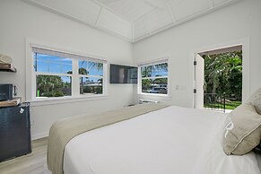 Casey Key Resorts - Beachfront