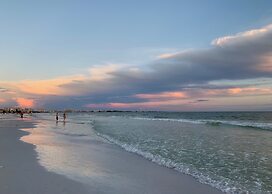 Casey Key Resorts - Beachfront