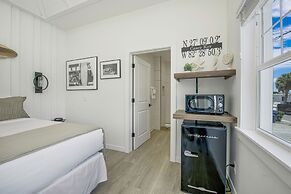 Casey Key Resorts - Beachfront