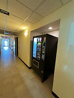 Peppermill Empress Inn