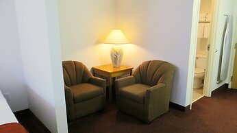 Peppermill Empress Inn