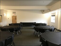 Peppermill Empress Inn