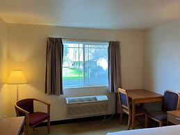 Peppermill Empress Inn