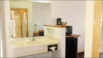 Peppermill Empress Inn