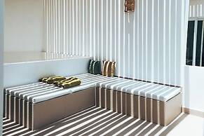 Dhow Inn Boutique Hotel