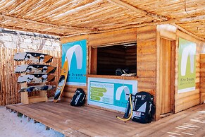 Dhow Inn Boutique Hotel