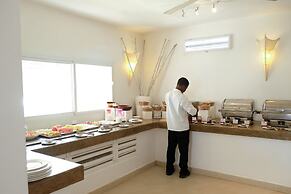 Dhow Inn Boutique Hotel