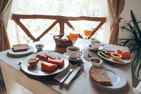 Dhow Inn Boutique Hotel