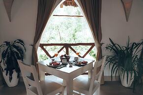 Dhow Inn Boutique Hotel