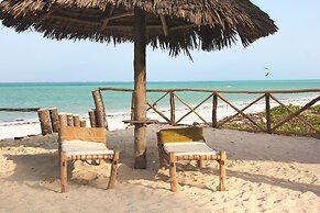 Dhow Inn Boutique Hotel