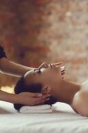 Dhow Inn Boutique Hotel