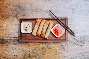 Dhow Inn Boutique Hotel