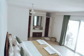 Dhow Inn Boutique Hotel