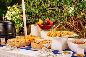 Dhow Inn Boutique Hotel