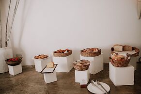 Dhow Inn Boutique Hotel