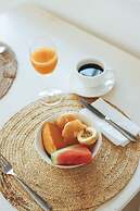 Dhow Inn Boutique Hotel