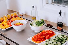 Dhow Inn Boutique Hotel