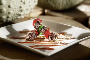 Emanya at Etosha Game Lodge