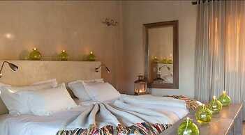 Emanya at Etosha Game Lodge