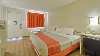 Motel 6 Maple Shade Township, NJ - Philadelphia - Mt Laurel