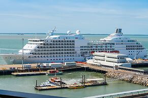 Darwin Waterfront Apartments