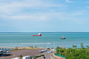 Darwin Waterfront Apartments
