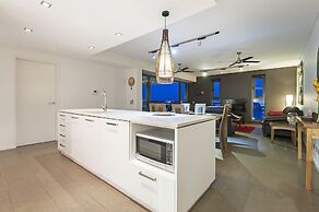 Darwin Waterfront Apartments