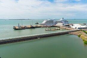 Darwin Waterfront Apartments