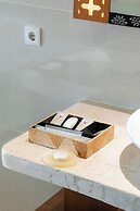 VOUK Hotel & Suites