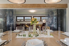 Apart Central – Premium Mountain & Garden