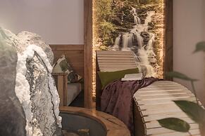 Apart Central – Premium Mountain & Garden