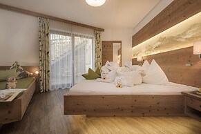 Apart Central – Premium Mountain & Garden