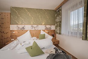 Apart Central – Premium Mountain & Garden