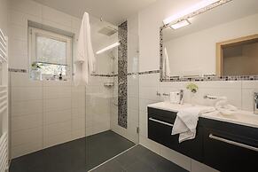 Apart Central – Premium Mountain & Garden