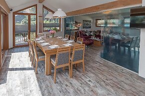 Apart Central – Premium Mountain & Garden