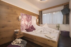 Apart Central – Premium Mountain & Garden