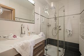 Apart Central – Premium Mountain & Garden