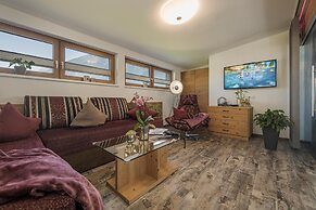 Apart Central – Premium Mountain & Garden