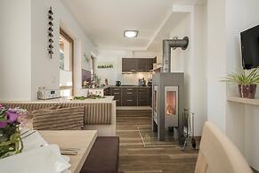 Apart Central – Premium Mountain & Garden