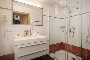 Apart Central – Premium Mountain & Garden